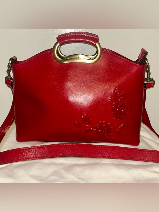 Patricia Nash Handbags - Patricia Nash Valletta Floral Embossed Satchel Bag. RARE!  Sold out everywhere